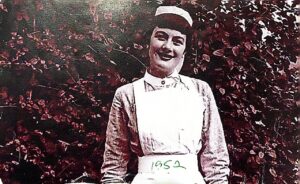 Emerald Nightingales: Irish Nurses in the NHS